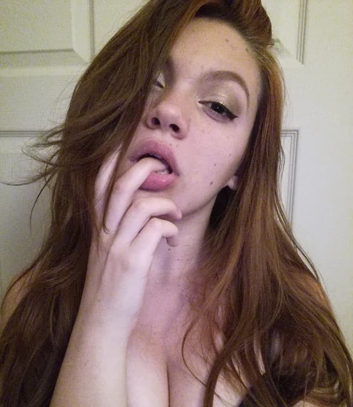 Мия привлекательная девушка из Редкино цена от 3500 руб