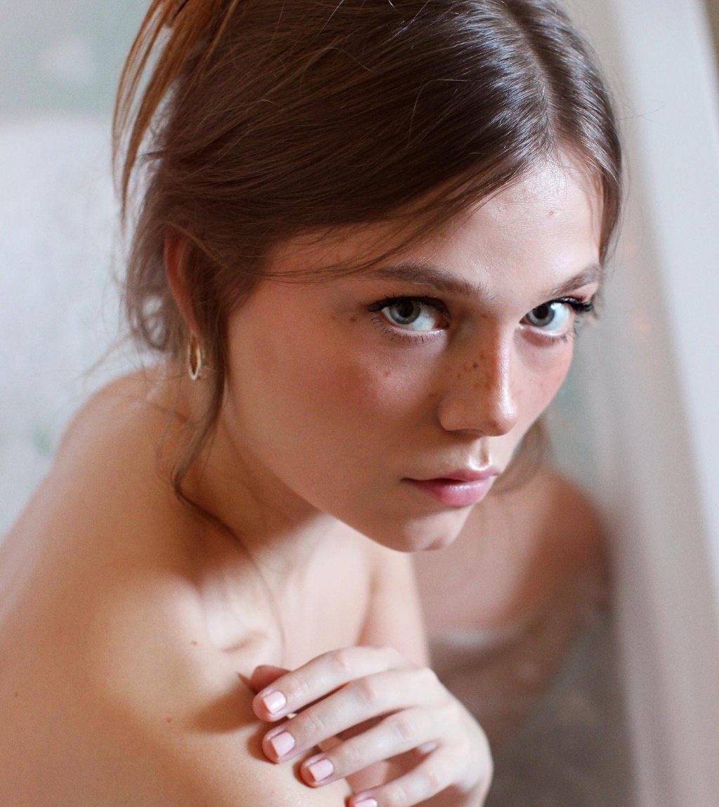 Ника привлекательная девушка из Редкино цена от 3000 руб